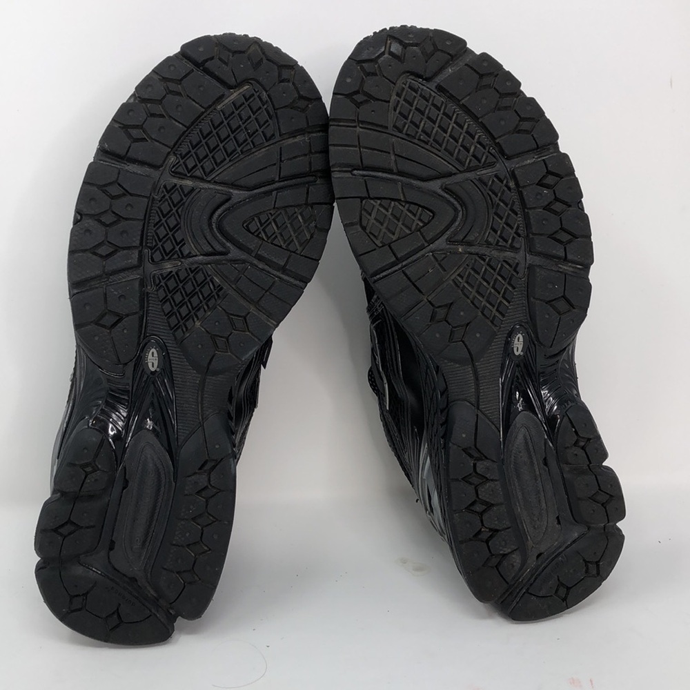 New Balance Mens 1906R Black Grey U1906ROS Classic Sneakers - Size 8.5 - Picture 16 of 16